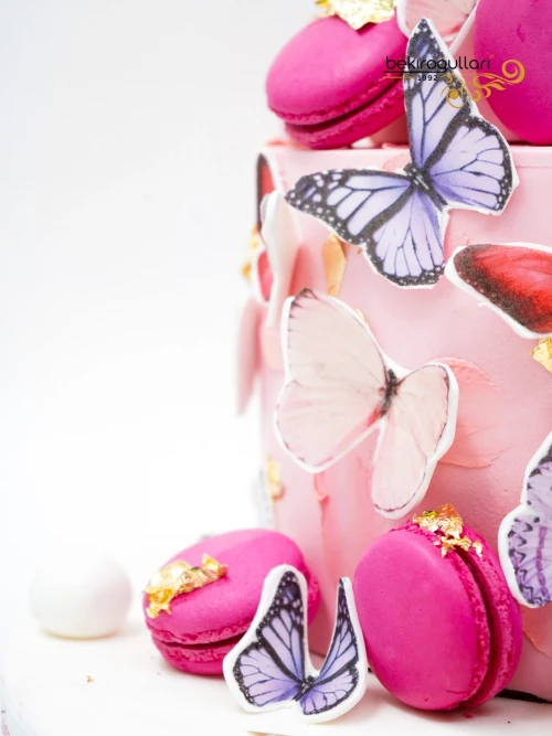 Kelebek Ve Çiçek Detay Butik Pasta