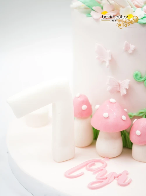 Kız Çocuk Detay Konsept Pasta