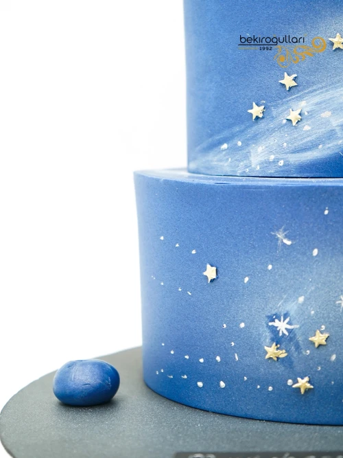 Kız Çocuk Figür Tasarım Pasta