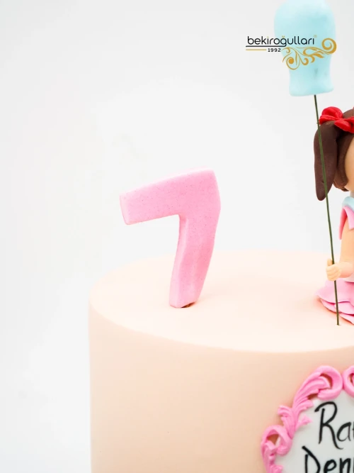 Kız Çocuk Tasarım Butik Pasta