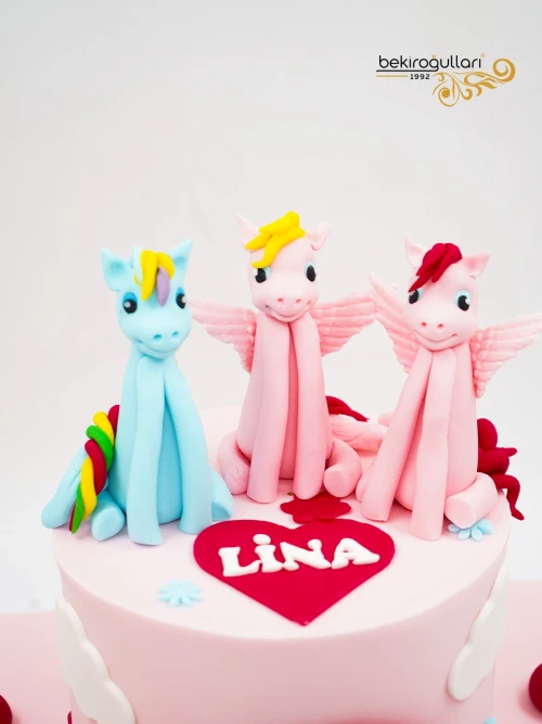 Kız Çocuk Ve Unicorn Tasarım Butik Pasta
