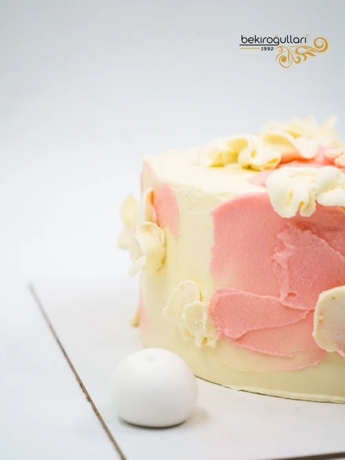 Pembe Detay Naked Cake
