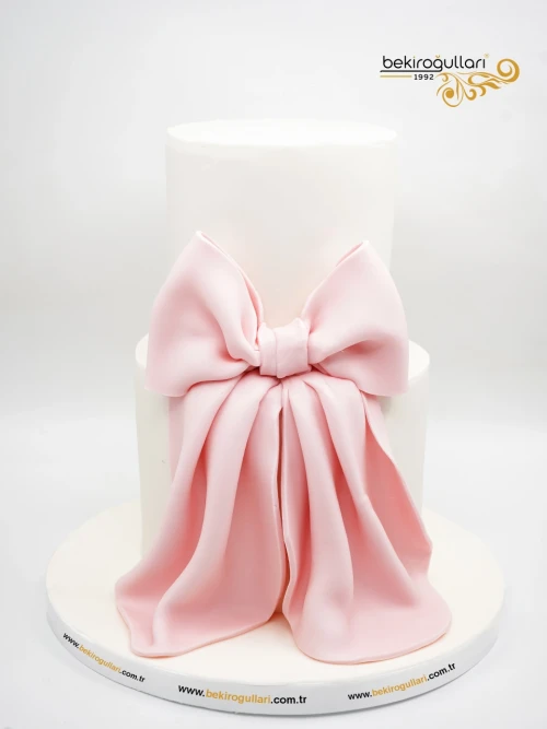 Pembe Kurdele Detay Konsept Pasta