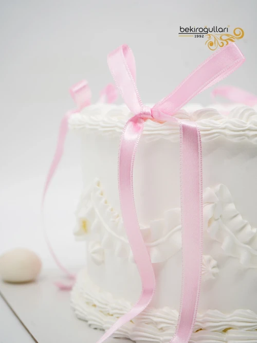 Pembe Kurdele Detay Naked Pasta