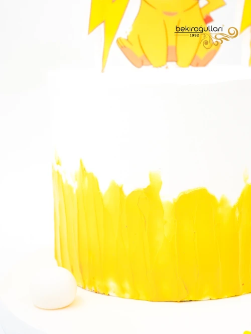 Sarı Sevimli Kahraman Konsept Pasta