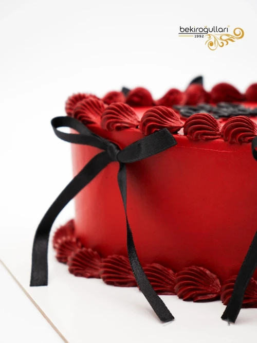 Siyah Kurdele Detay Naked Pasta