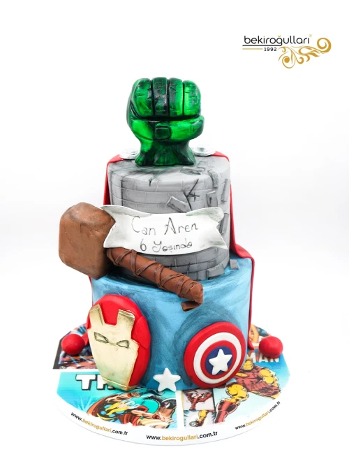 Süper Kahraman Konsept Pasta