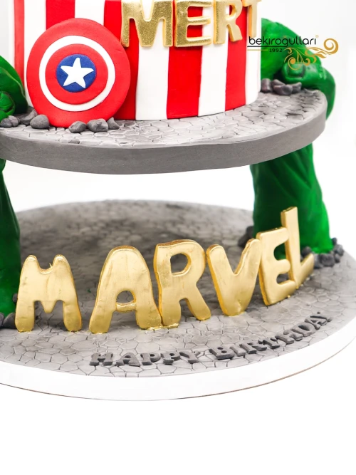 Süper Kahramanlar Butik Pasta