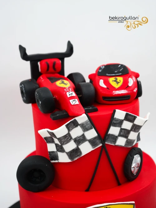 Yarış Arabaları Detay Tasarım Pasta