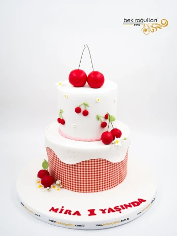 Kiraz Detay Tasarım Pasta
