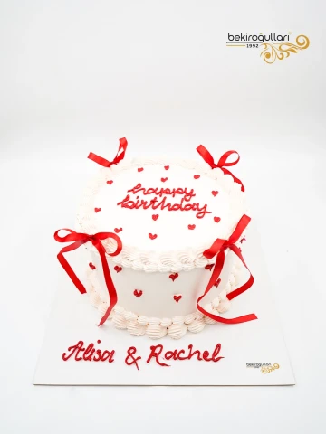 Kurdele Ve Kalp Detay Naked Pasta