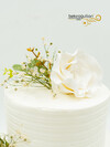 Beyaz Çiçekli Butik Pasta